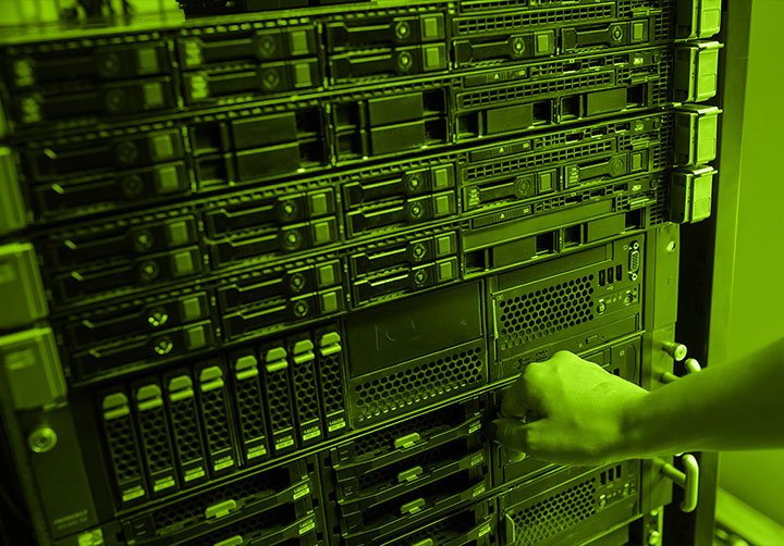 Server-Management-&-Maintenance